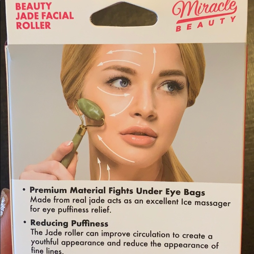 Miracle Beauty Jade Facial Roller